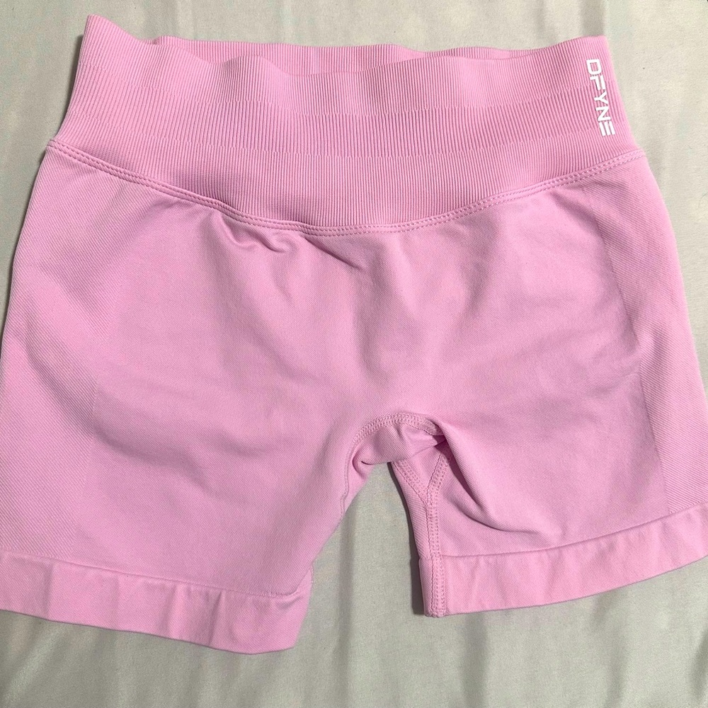 DFYNE gym shorts
